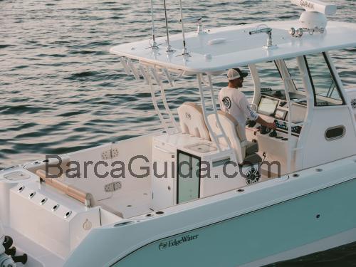 Edgewater 340CC scheda tecnica e recensioni